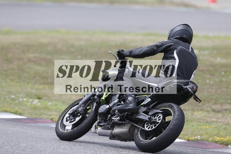 /25 17.07.2026  Cornu Master School ADR/gruen-vert/backside